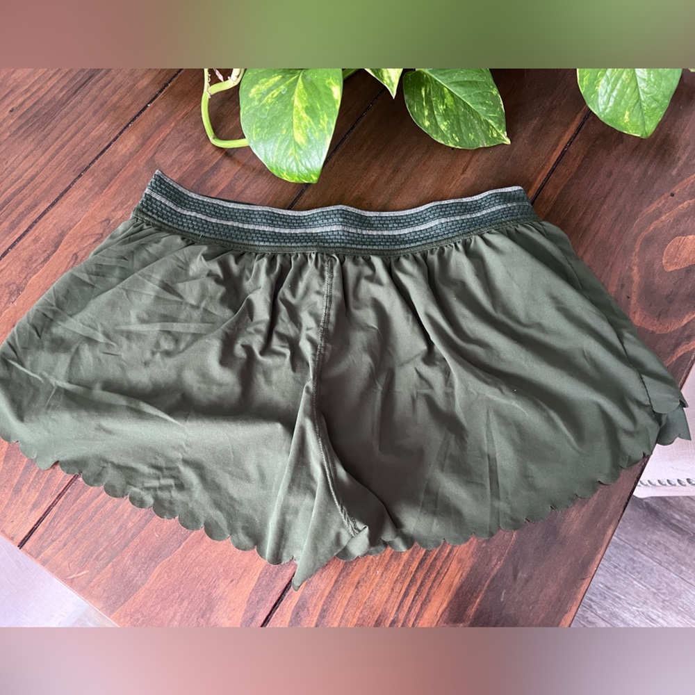 Free People Movement Scalloped Running Shorts - Picture 2 of 6